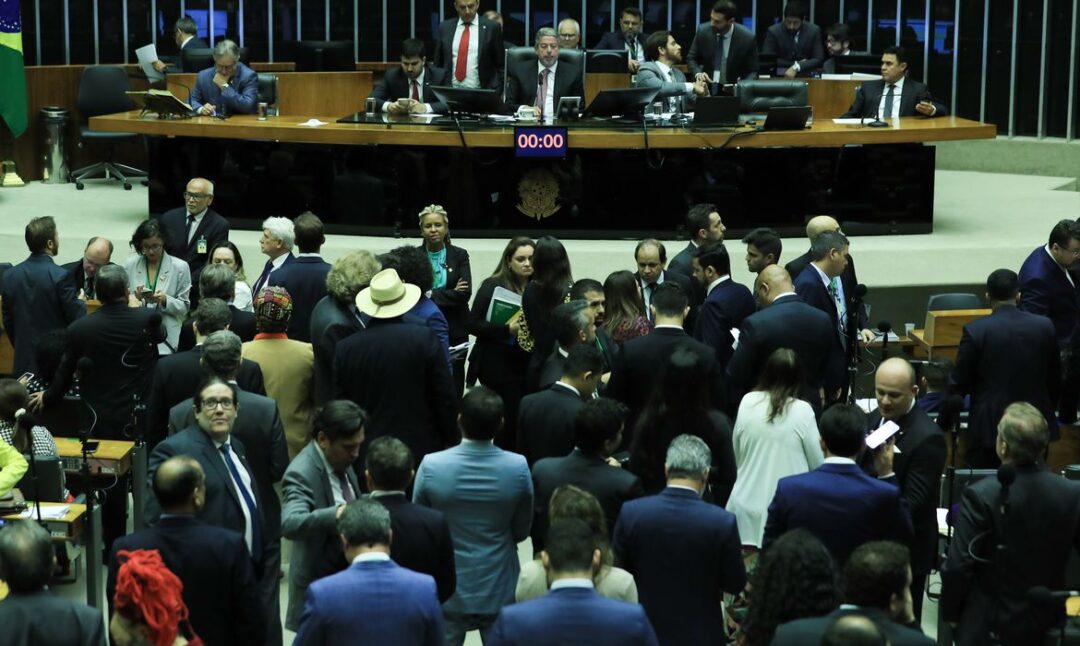 camara-dos-deputados-aprova-mp-da-reestruturacao-dos-ministerios