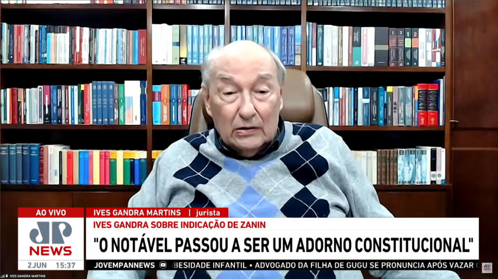 ‘notavel-saber-juridico-se-tornou-adorno-constitucional’,-diz-ives-gandra-sobre-indicacao-de-zanin-ao-stf