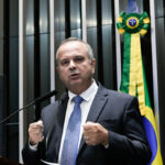 rogerio-marinho-acredita-que-juiz-foi-induzido-ao-erro-e-diz-que-vai-‘continuar-senador,-para-desespero-de-alguns’