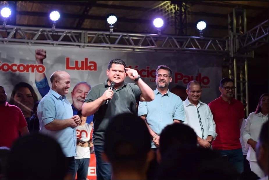 alcolumbre-se-sentiu-prestigiado-com-ligacao-de-lula