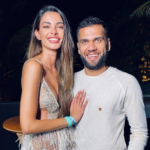 joana-sanz-mostra-revolta-com-visitas-a-daniel-alves-na-prisao-e-lamenta:-‘nao-pude-insulta-lo’