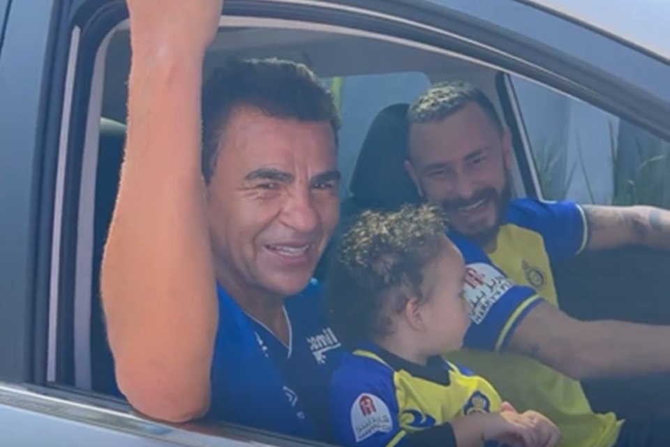 fred-bruno-presenteia-o-pai-com-o-carro-que-ganhou-no-bbb23:-veja