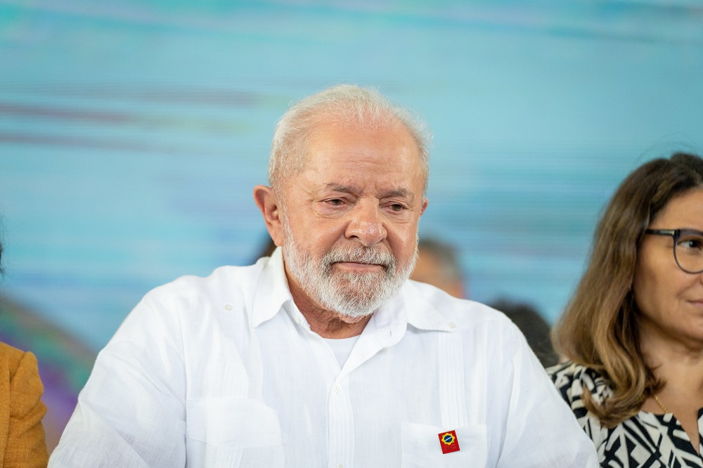 ipec:-aprovacao-do-governo-lula-cai-dois-pontos,-e-avaliacao-de-‘pessimo,-ruim-ou-regular’-ja-chega-a-59%