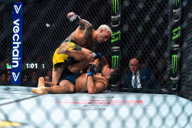 video:-o-fulminante-nocaute-de-do-bronx-no-ufc-de-vancouver