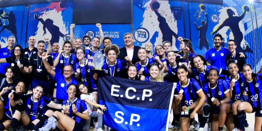 pinheiros-garante-titulo-sul-centro-americano-de-handebol-feminino