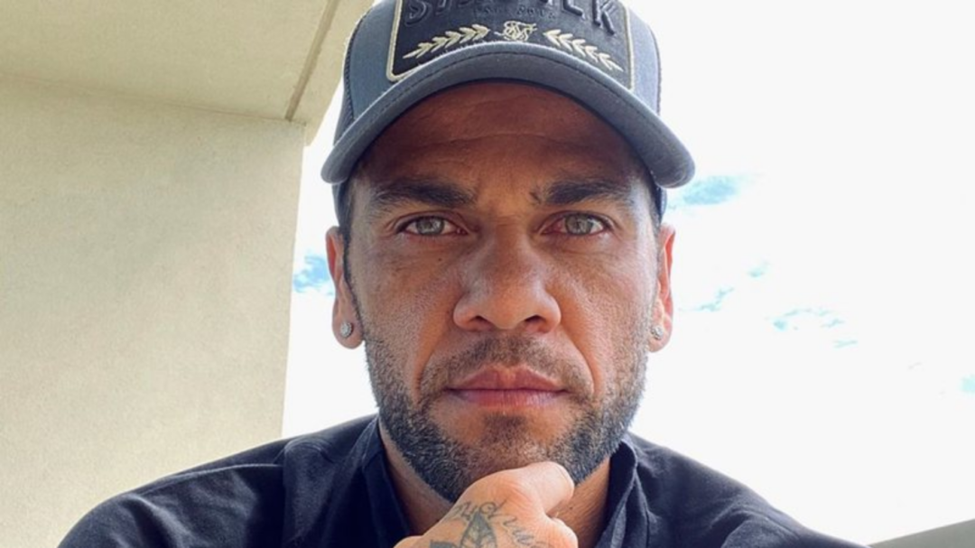 daniel-alves-permanecera-preso-na-espanha-apos-ter-recurso-negado