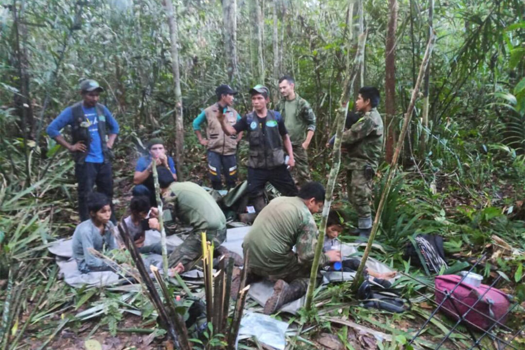 mae-de-criancas-resgatadas-na-colombia-sobreviveu-por-4-dias-apos-acidente