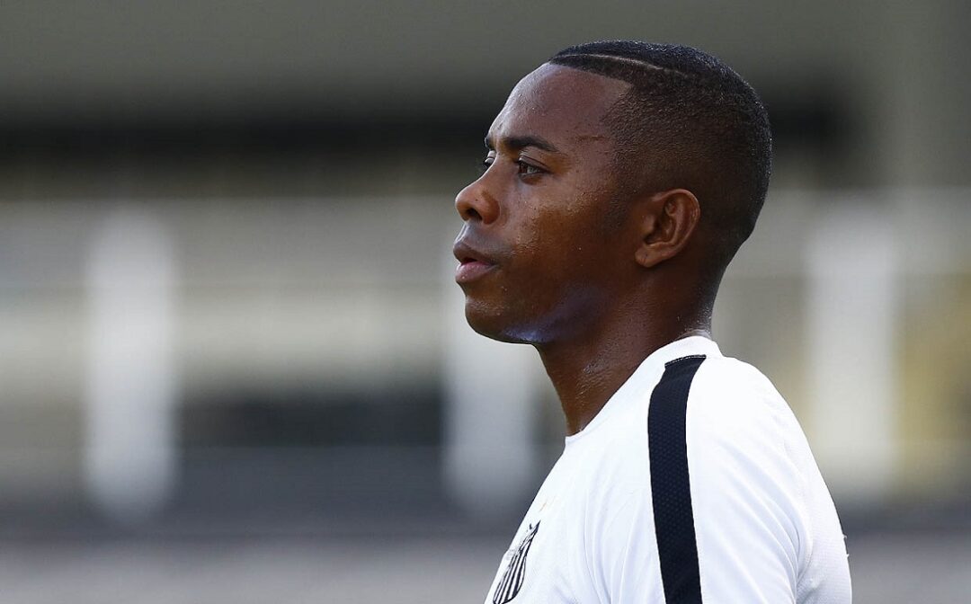 robinho-disse-que-daria-‘soco-na-cara’-de-vitima-de-estupro