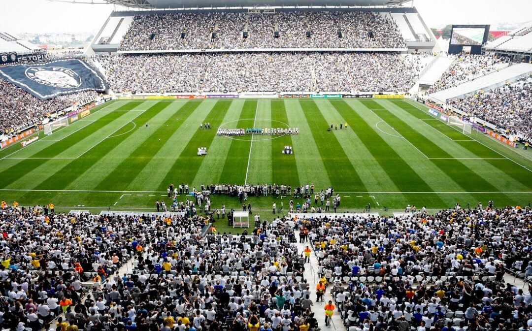 corinthians-e-punido-com-jogo-sem-torcida-por-cantos-homofobicos